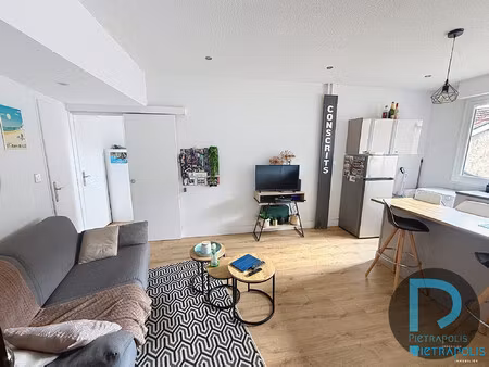 appartement t2 - 36m2 - plein centre villefranche - ascenseur et