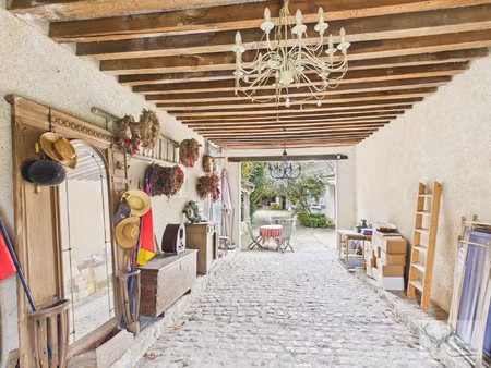 maison proche du centre avec dépendance et garage de 74m2