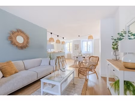 appartement d’exception cours du chapeau rouge - cave, ascenseur et parking privatif