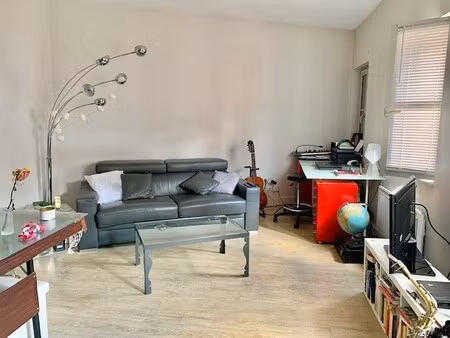 location t1 de 28.55m² quartier victor hugo