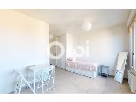 location appartement, 26.3 m² t-1 à bron, 536 €
