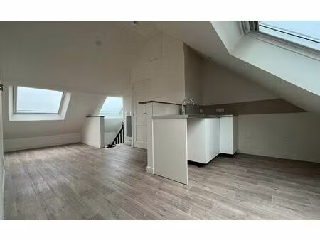 location appartement, m² t-1 à évreux, 415 €