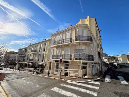 cannes forville bureaux rdc