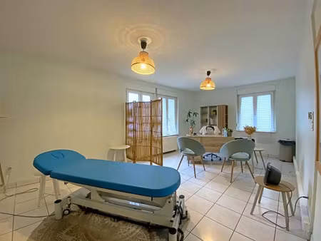 local professionnel - 95m2