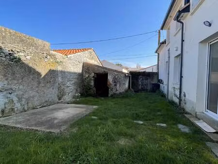 vente maison à bourgneuf-en-retz (44580) : à vendre / 153m² bourgneuf-en-retz