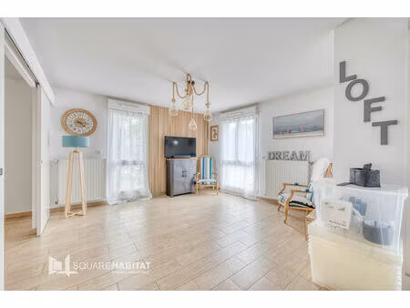 t3 balcon bordeaux cité du vin bassin à flots