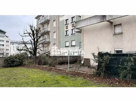 grenoble europole - studio 30 m² avec 88 m² d'exterieur, cave et poss garage