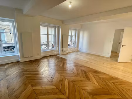 t2- 7 cours gambetta 69003 lyon