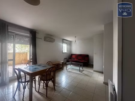 appartement à louer 1 pièce 34.28 m² - nîmes (30) - 500€
