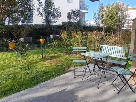 location appartement 4 pièces aux sables-d'olonne (85100) : à louer 4 pièces / 83m² les sa