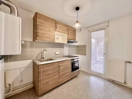 t2 51 m2 - amouroux - terrasse - parking - cave