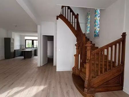 maison de ville entièrement rénovée au cœur de bergerac