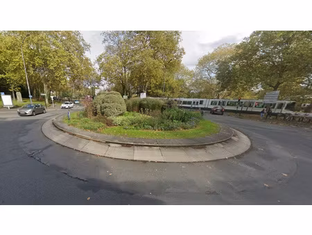 achat parking nantes 44300