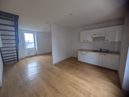 appartement pièrces 49 m2 sur bégard