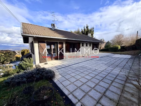 maison 115 m2 avec sous-sol complet et vue dominante sur la