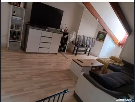 t3 - 2ème et dernier étage - 84m² utiles