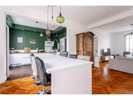 parc bordelais maison familiale rénovée avec jardin, piscin