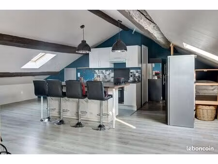 studio 1 pièce 30 m²