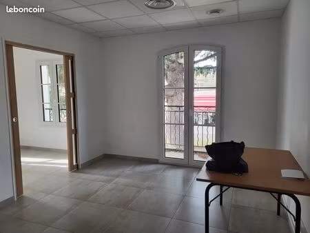 local profession médicale/paramédicale, bien-être, ou services aide à la personne