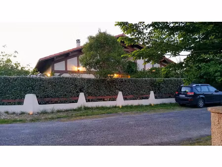 maison landaise familiale - 208 m2 - 6 chambres - piscine - bias ( 40 )