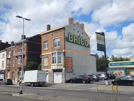 spacieux duplex ±120 m² – 2 chambres –angleur