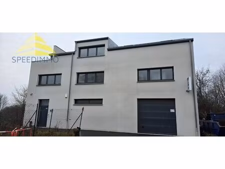 bâtiment indépendant récent (2022)