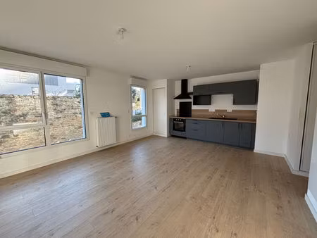 appartement t3 neuf 64m² avec terrasse et parking ? saint-malo (secteur hippodrome)