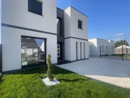 vente maison 6 pièces 147 m² à hem-lenglet (59247), 254 000 €