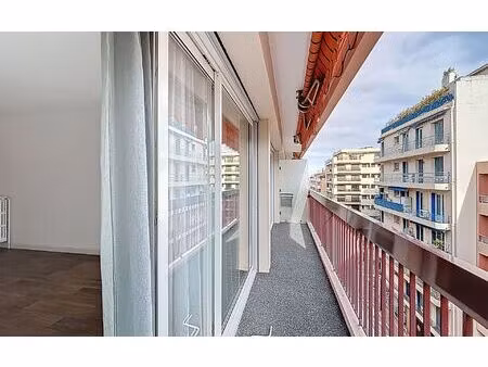 location appartement, 65.9 m² t-3 à antibes, 1 250 €