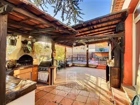 villa levens 7 pièce(s) 132 m2