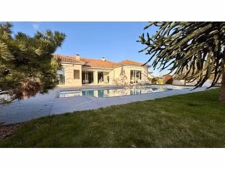 maison d'architecte de plain-pied à bellefond