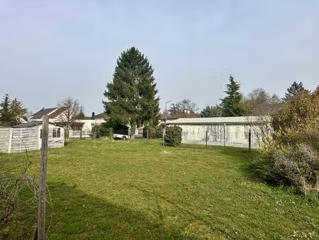 terrain constructible à vendre