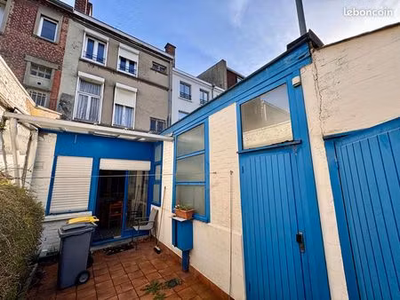 maison 8 pièces 170 m²