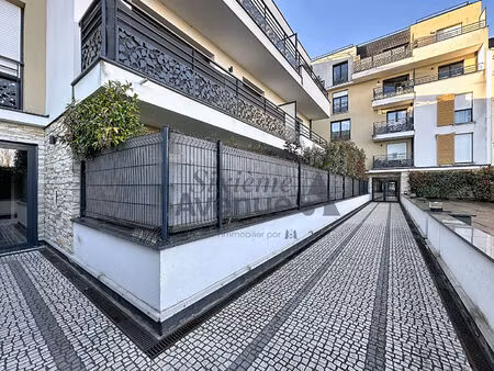 appartement 2 pièces 43.54m2 avec balcon et parking