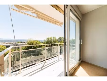 appartement 3 pièces 55 m²