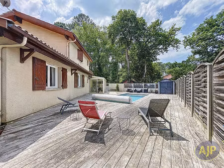 gujan mestras (33470) - maison t5 de 142 m² environ avec piscine.