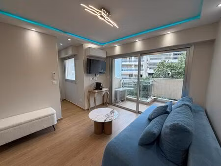 studio en plein centre de cannes