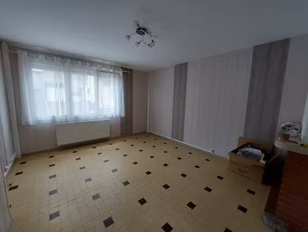 location maison 71m² eu 76260