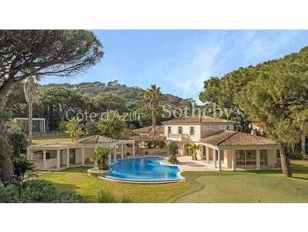 maison de luxe avec vue sur mer à vendre à ramatuelle : 7 500 000 € | 280m²