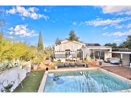 vente maison 7 pièces 220 m² à aix-en-provence (13090), 1 195 000 €