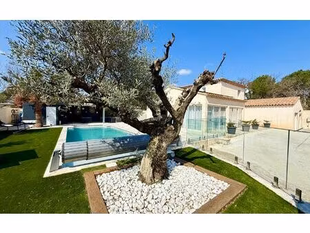 maison brignoles 160 m² t-5 à vendre, 585 000 €