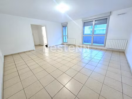 toulouse 31100 métro mermoz t6 traversant récent de 120.35m² cuisine séparée ,2 terrasses 