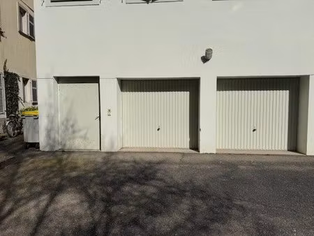 garage sécurisé et fermé