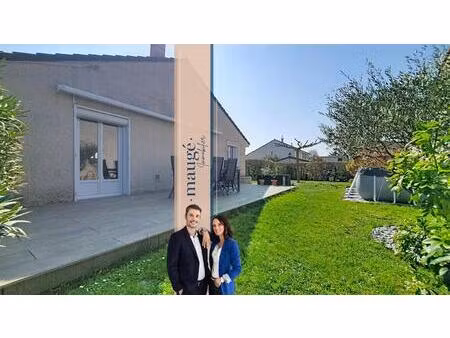 maison - 4 chambres - 1 bureau - garage - jardin - piscine