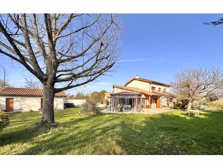 chaponost centre maison d'architecte 6 chambres + dependance