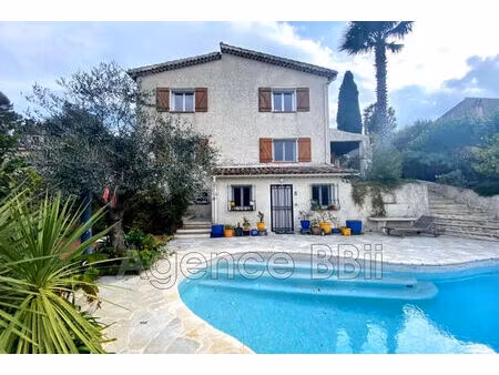 vente maison 7 pièces 210 m² nice (06000)