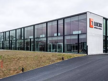 bien professionnel à louer à saintes € 33.916 (lmgrx) - panorama b2b brussel | zimmo