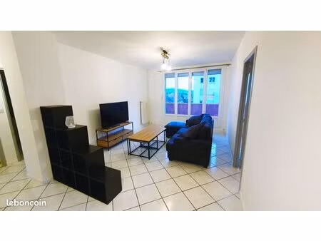 appartement t5 rénové 70m² – haut de chaprais – lumineux avec balcon