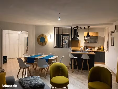 appartement t3, lumineux avec balcons, climatisation et parking – monplaisir