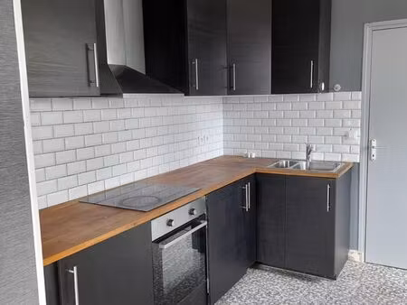 charmant f2 au cœur de soissons